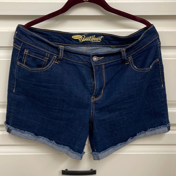 Old Navy denim shorts, ladies size 10 - Picture 1 of 2